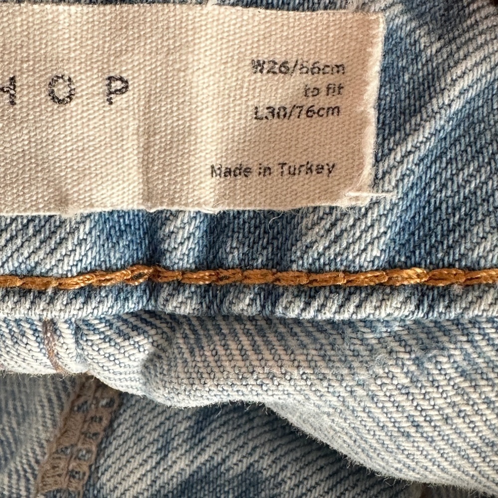 TOPSHOP Women's Light Mom Jeans Ripped jeans Size 26 Length 30 - Picture 5 of 8